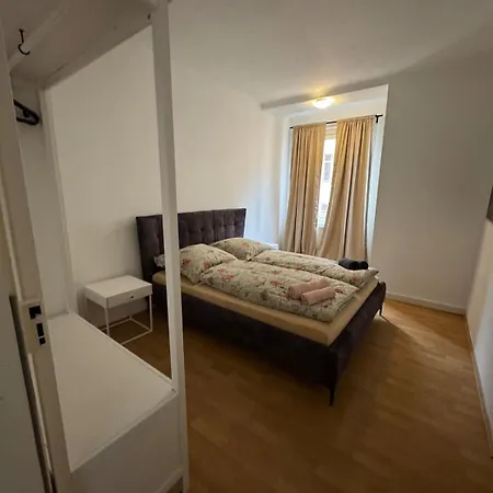 Wohung Im Osten Von 2 Appartamento